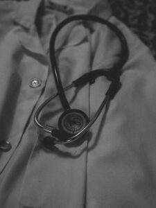 🩺 Impugnación de alta médica: plazos que no puedes dejar pasar